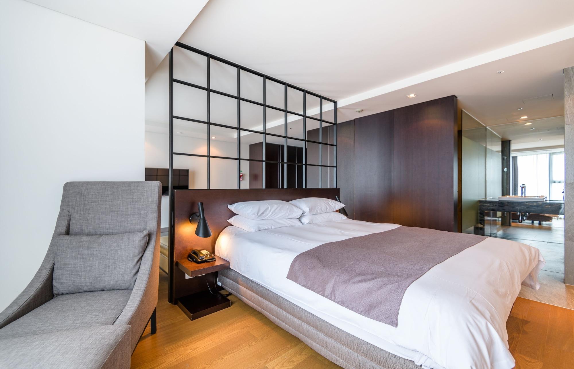 Brown Suites Hotel And Resort Jeju Esterno foto