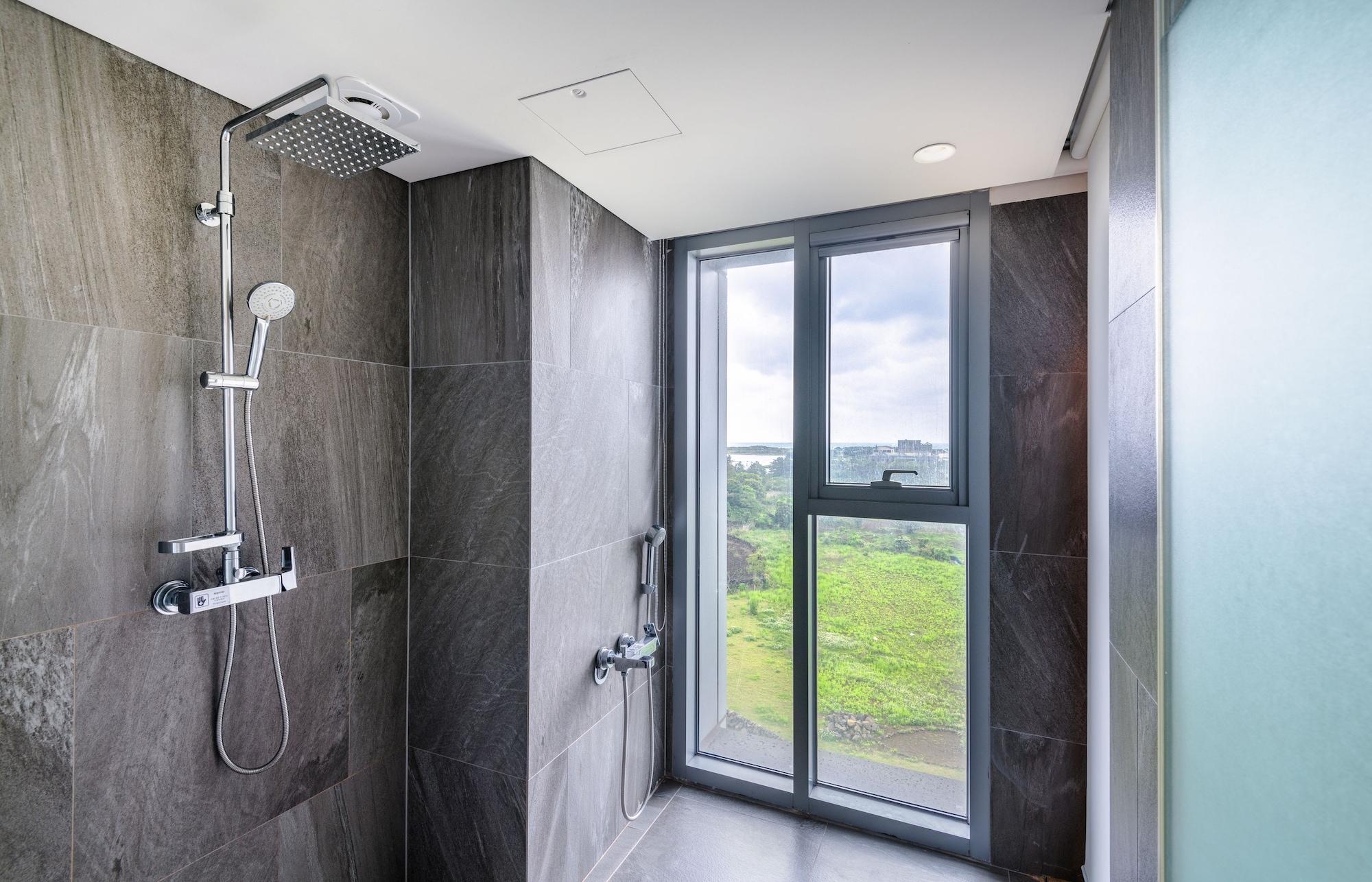 Brown Suites Hotel And Resort Jeju Esterno foto