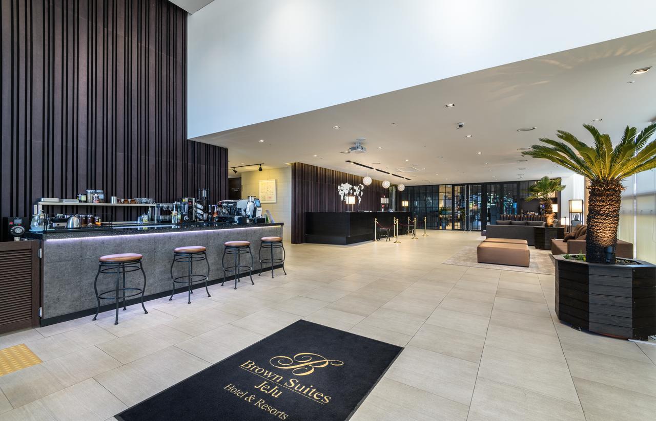 Brown Suites Hotel And Resort Jeju Esterno foto